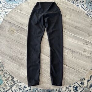 Black Leggings with Tapered Fit and Seam Detailing